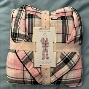Victoria's Secret Flannel Long Pajama Set